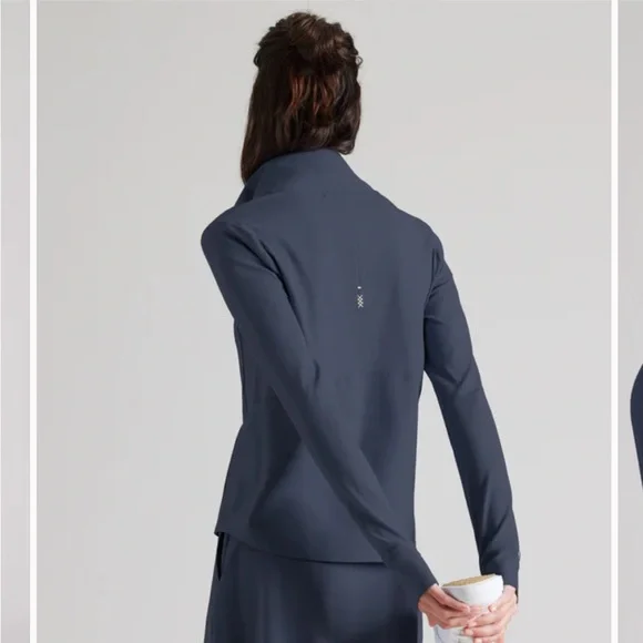 RHONE Women's Course to Court 1/4 Zip Pullover Navy Sweatshirt medium - Picture 2 of 5